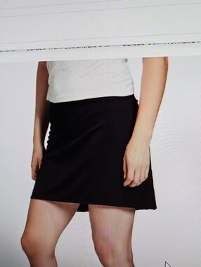ADIDAS BLACK SWING SKORT SZ L